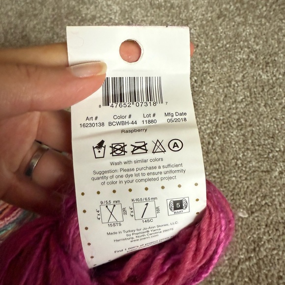 Buttercream Luxe Craft Wool Blend New! Cool twisted colors with slight shine! - Picture 7 of 8